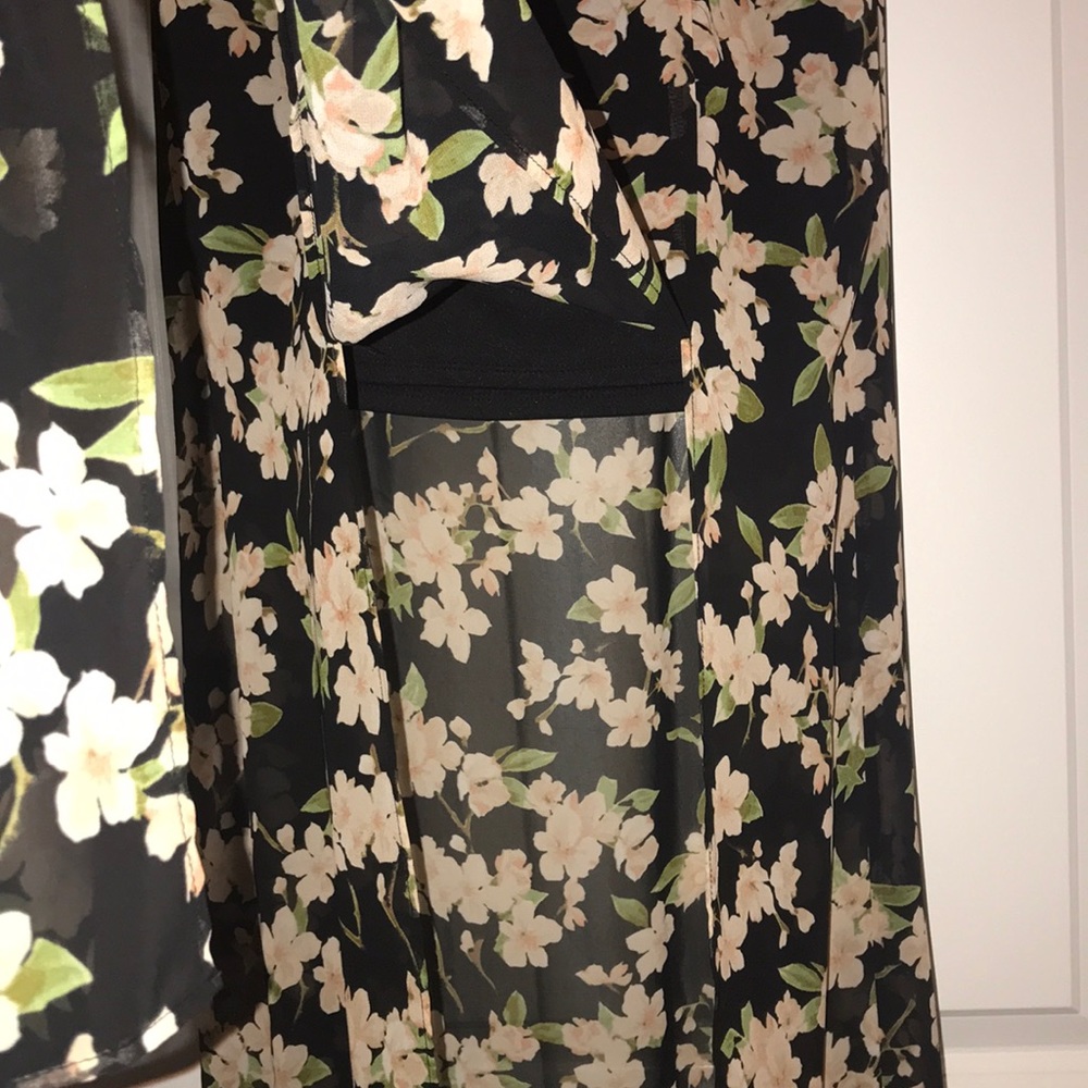 Skirt - Picture 2 of 2